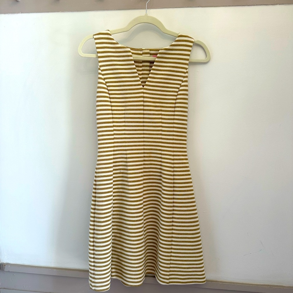 Lilly Pulitzer Brielle Stretchy Shift Dress Gold and Cream Striped Size XS